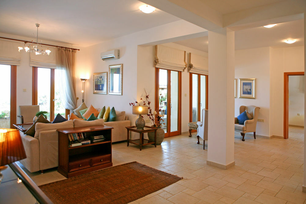 Aphrodite Hills Rentals - Premium Serviced Apartments كوكليا المظهر الخارجي الصورة